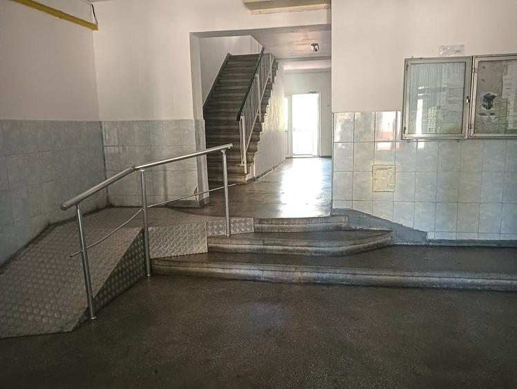 Vanzare Garsonieră 40 mp Decebal – Piața Muncii 2 minute de metrou