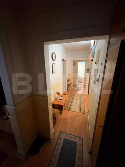 Apartament 4 camere, 80 mp, spațios, etaj intermediar