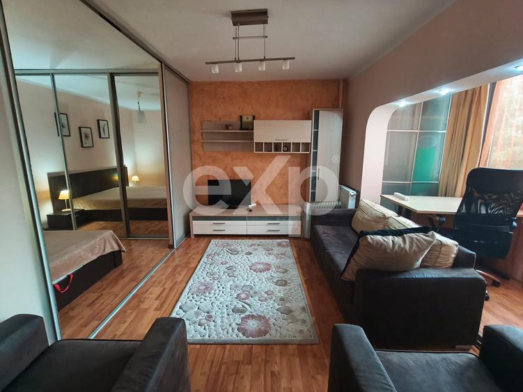 Apartament 2 camere de vanzare zona Vitan Mall