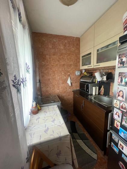 Apartament 2 camere, 32 mp, Valea Roșie, zona Caracal