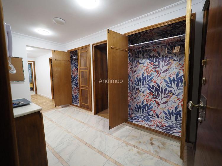 Vanzare apartament zona Universitate - 4 camere cu terasa generoasa - 10