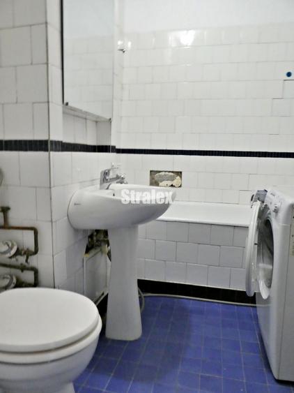 Apartament 3 camere bloc reabilitat aproape de metroul Raul Doamnei