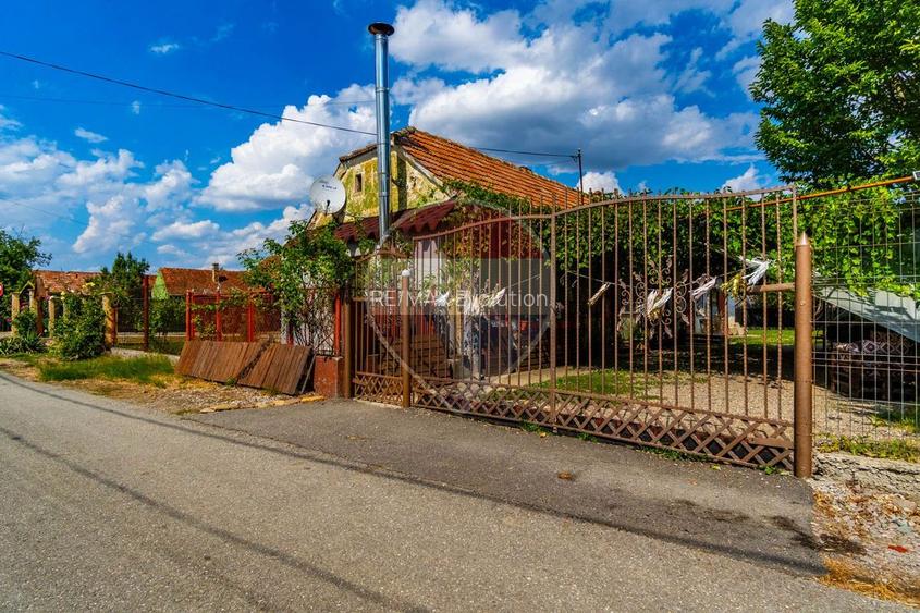 Casă 4 camere de vanzare | Lunca Calnicului | TEREN 902mp| Comision 0%