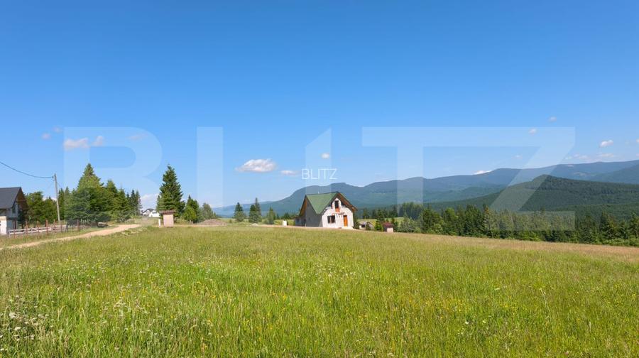 Teren extravilan 28 ari,zona Piatra Fantanele