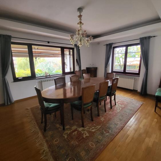 Vila lac snagov in cea mai buna portiune a lacului, ponton, garaj barca, piscina