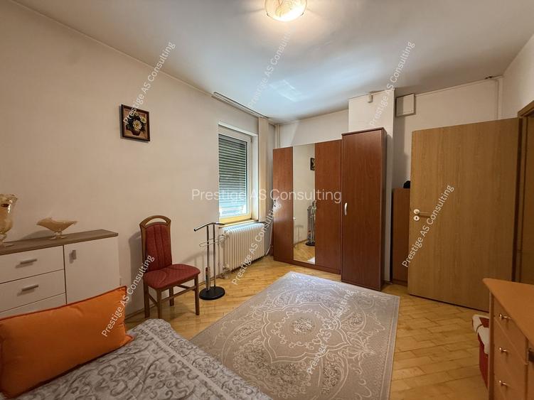 Casa individuala Semineu+Garaj | 250 mp utili | Teren 585 mp | Lipovei - 14