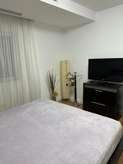 Apartament de inchiriat 5 camere - zona BANEASA.