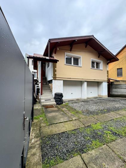 Casă individuală, 101 mp, zonă Centrală - Valea Roșie