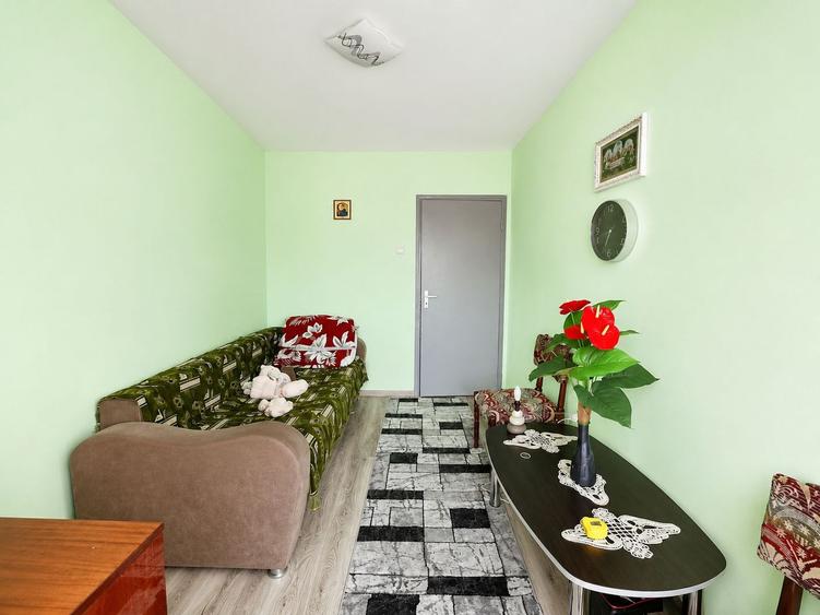 Apartament 4 camere, etaj intermediar, 82 mp, Piata Flora Manastur