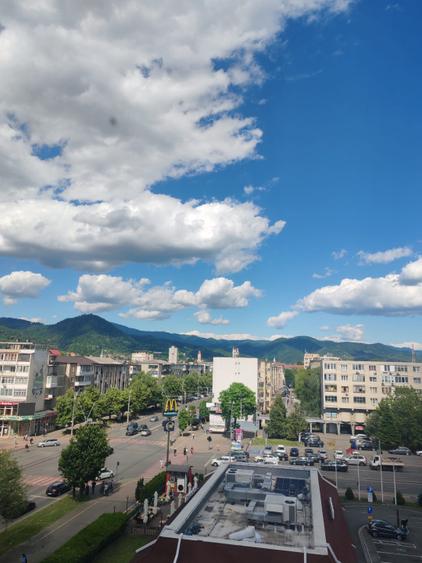 Ultracentral decomandat, 61 mp, parcare proprie – gata de mutare
