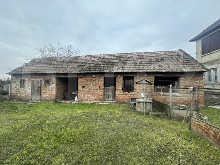 Casa tip P+E, 142 Mp utili, 1371mp teren, Paulesti