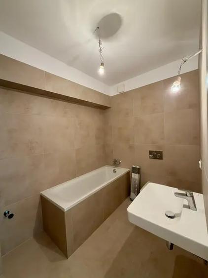 Apartament cu 2 camere luminos| METROU N. Teclu la 450 m