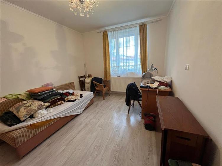 Caransebes, Casa cu Teren 385MP, Zona Racovita