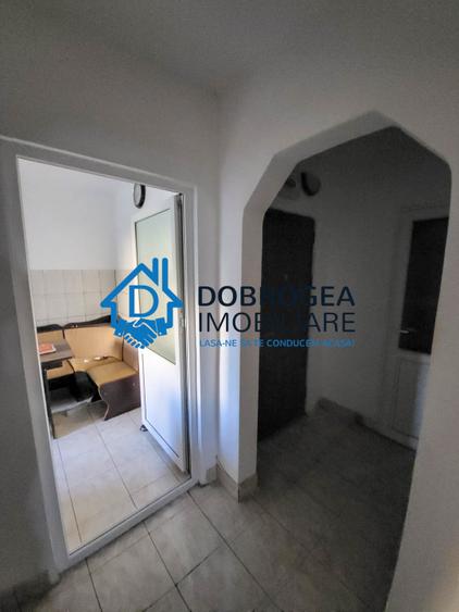 ALUNISULUI -4 CAMERE  SEMIDECOMANDAT, ETAJ 2,  58 MP