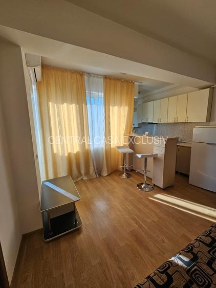 400euro, 2 camere open space, Zona Palas langa Lazar Residence - 10