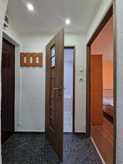 Chișinău- Delfinului - Apartament 2 camere - reabilitat termic - decomandat