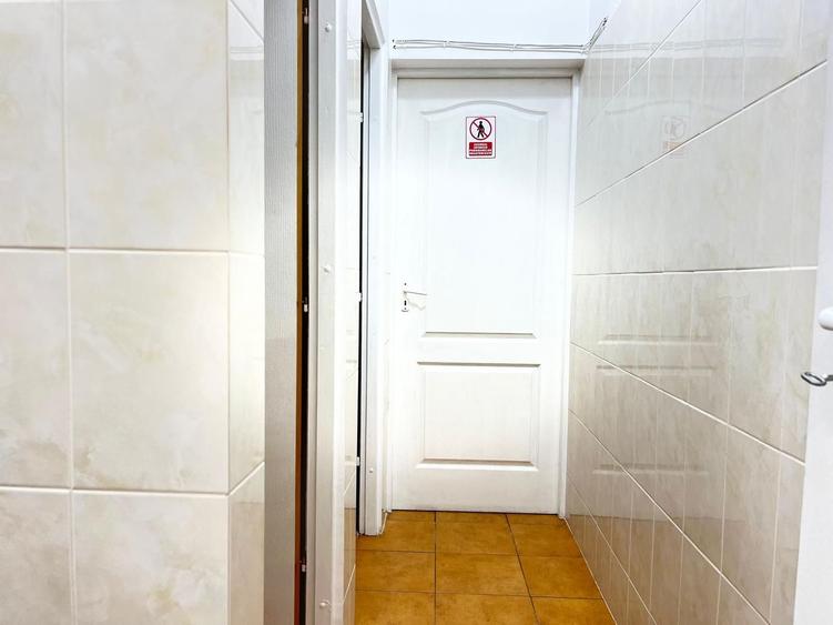 Spatiu comercial zona Lipovei