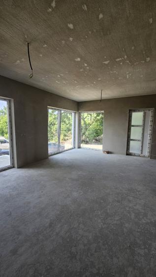 Duplex 5 camere, 220mp, garaj, zona Campului