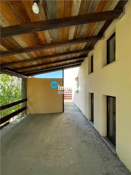 Vila cu Garaj,D+ P+E+M, regie proprie, 360 mp,teren 1050 mp, Rediu