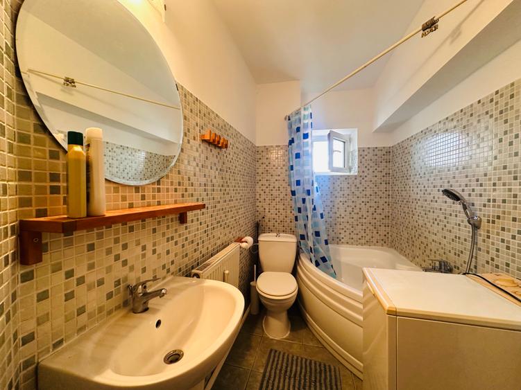 Inchiriere 3 camere UNIRII langa metrou
