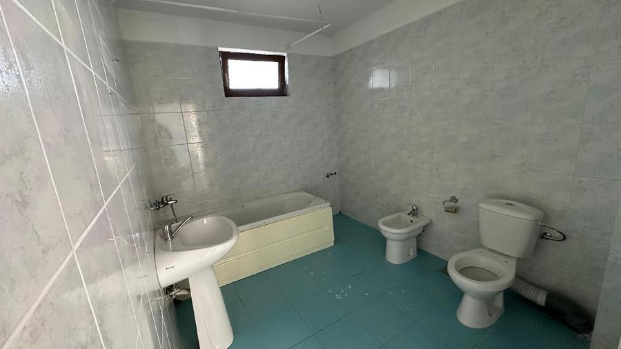 CLUJ - BUNA ZIUA, Apartament cu 3 camere - 95 mp - etaj 3