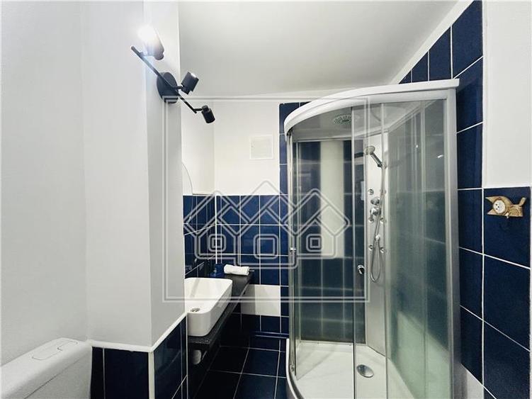 Ap decomandat, 3 camere, 2 bai, 2 balcoane - Zona Turnisor