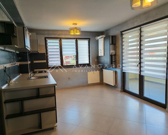 Apartament 4 camere, cartier Între Lacuri, loc de parcare