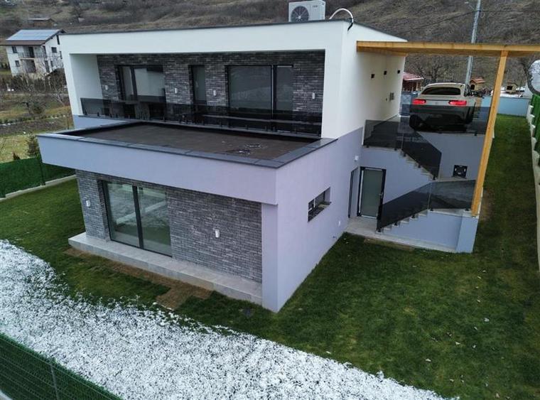 Casa Individuală,129 mp utili,teren 583 mp, situata in Baciu!