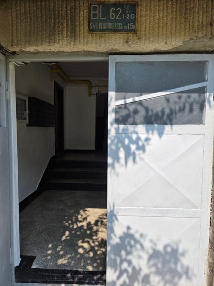 Apartament cu doua camere etaj 3 Parc CFR Adjud