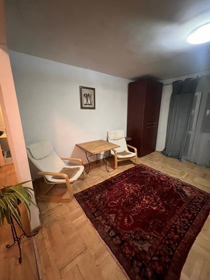 APARTAMENT 3 CAMERE/ PARTIAL MOBILAT/ 10 MINUTE DE METROU