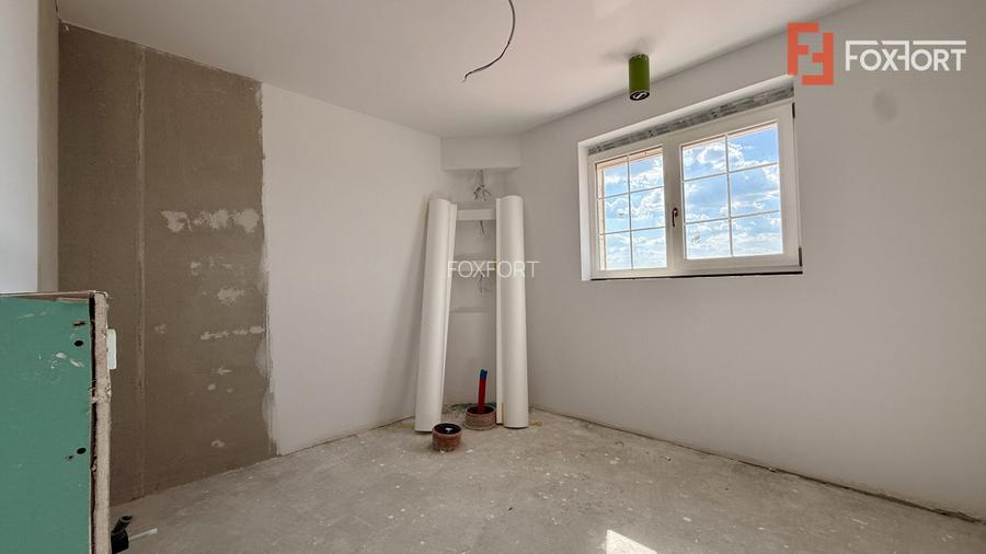 Casa de vanzare 5 camere si teren de 950 mp - Mosnita Noua - 14