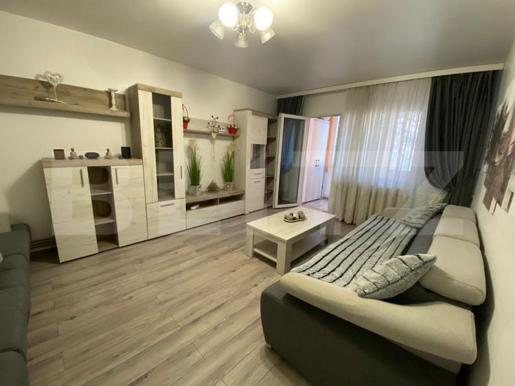 Apartament 3 camere, 75 mp, zona Soarelui