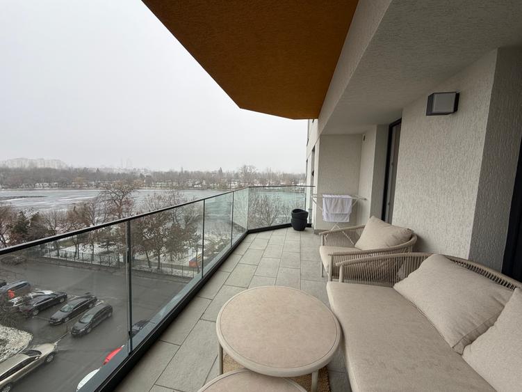 Apartament cu vedere la lac în GranVia Lake,mobilat complet,parcare inclusă