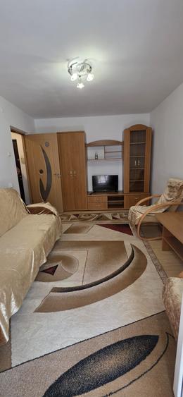 Ultracentral, 480euro/luna neg, 2 camere decomandate, C. Negri