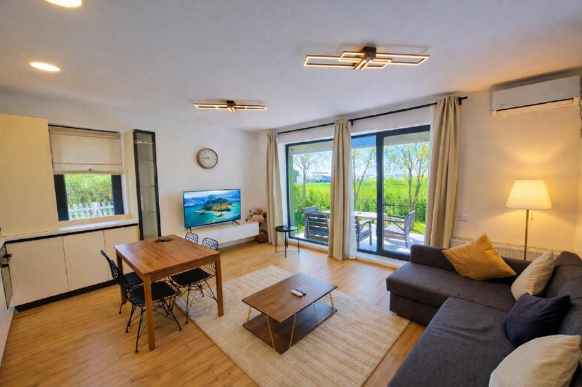 Snagov Plaza Houses – Locuințe cu grădină la doar 200 m de DN1