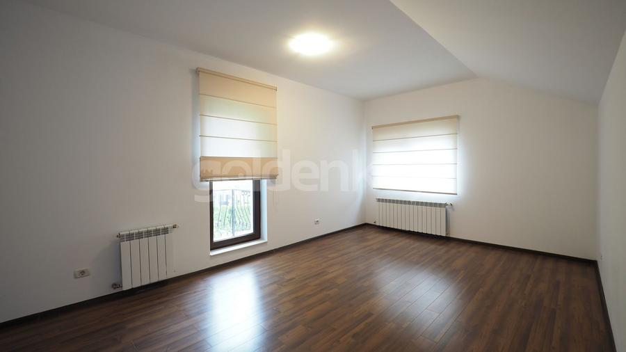 Vilă ideala pentru familii cu 6 camere si piscina