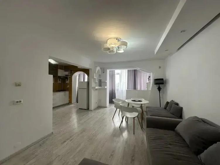 Apartament 2 camere decomandat, 56 mp, zona Nord Ploiești – Mutare Imediata