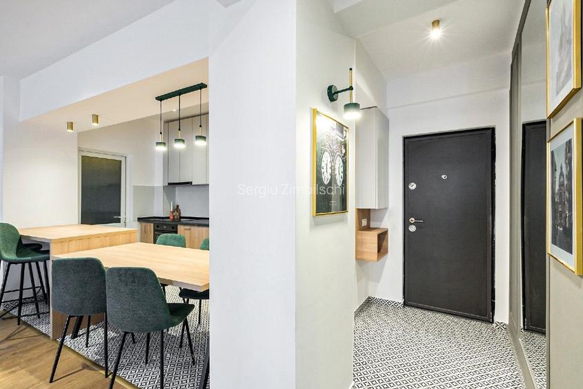 3 camere • Piata Romana • Vedere directa spre rond  - 14