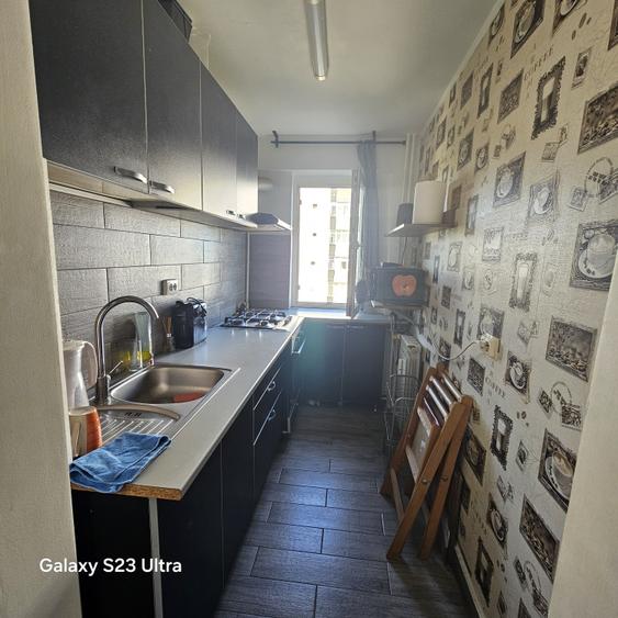 2 camere Drumul Taberei metrou Romancierilor