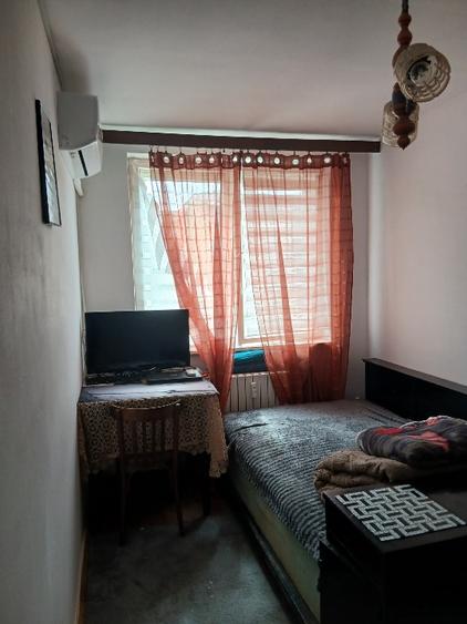 Ofer spre închiriere apartament 3 camere