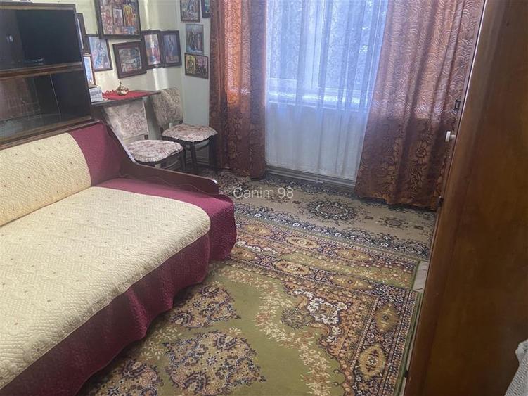 Apartament 3 camere , zona Gara ,  58 mp ,et 3 din 4 , mobilat , centrala termic - 5