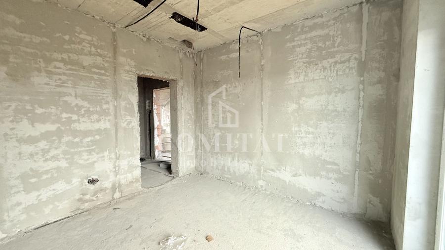Apartament generos cu 4 camere | 100 mp | Europa