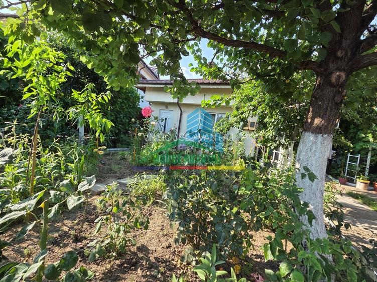 Casă cu 3 camere în Focșani 130 mp | Teren 497 mp - 13