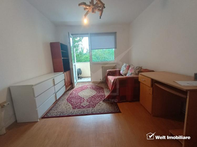Vanzare apartament cu 3 camere str Fantanele