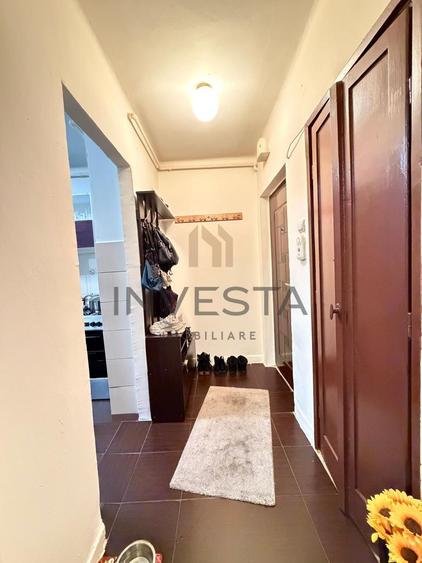 Apartament cu 2 camere in Piata Abator !