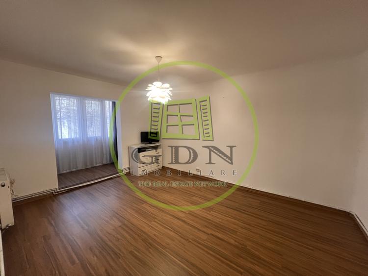 Apartament 4 camere, decomandat, 90mp, cartier 1 Mai, zona Sara