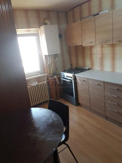 Apartament 4 camere, compartimentat în două unități, Mărăști.