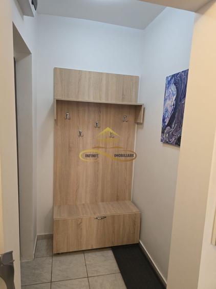 Garsonieră modernă de închiriat