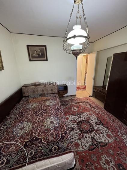 Apartament 2 camere de vanzare | Etaj 1 | Bloc 1984| Zona 9 Mai - Piata - 5