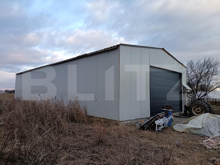 Hala industriala, 200 mp, teren 4500 mp, zona Pietrosani PH